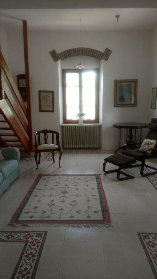 Casa Bartolacci Cozy Apartment Bivigliano Bagian luar foto